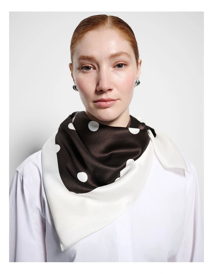 Vera Printed Scarf in Spot Print image 2