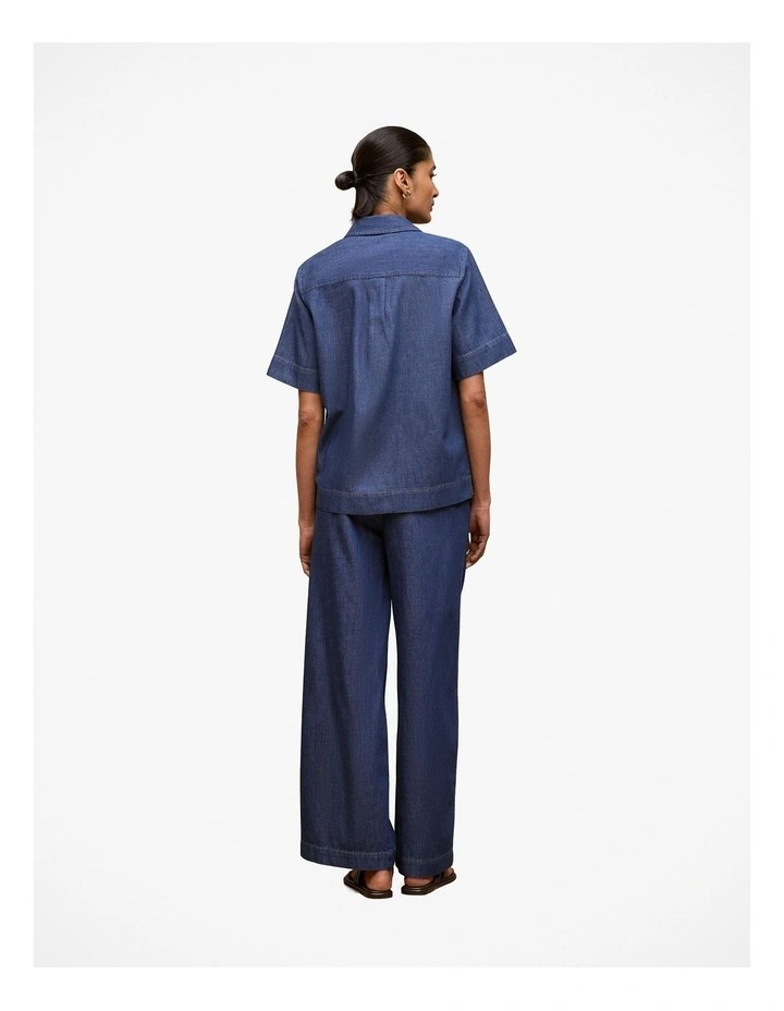 Soft Denim Short Sleeve Shirt in Mid Blue image 5