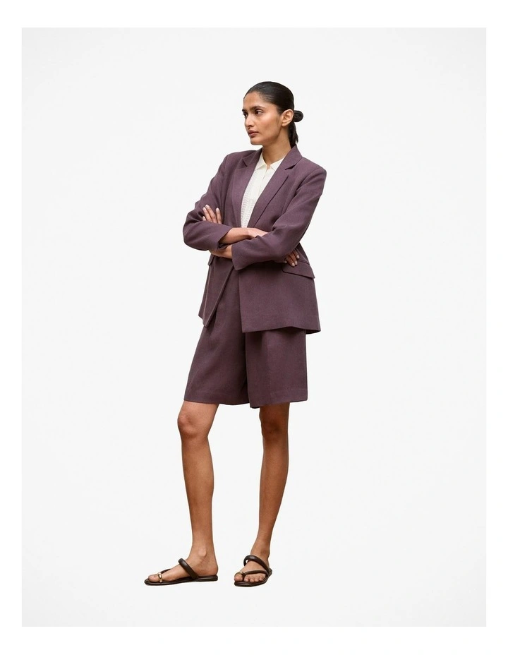 Linen Blend Longline Pleat Short in Dark Plum image 5