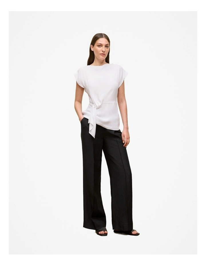 Twist Front Top in White image 2