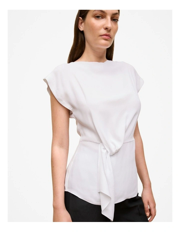 Twist Front Top in White image 3