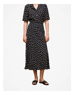 Spot Crepe Bias Cut Skirt in Black
