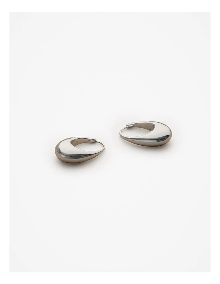 Etty Teardrop Hoops in Silver image 3
