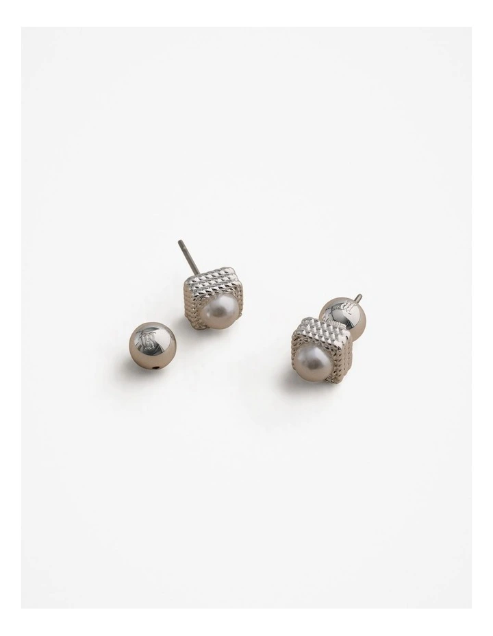 Kembla Pearl Stud Earrings in Silver image 3