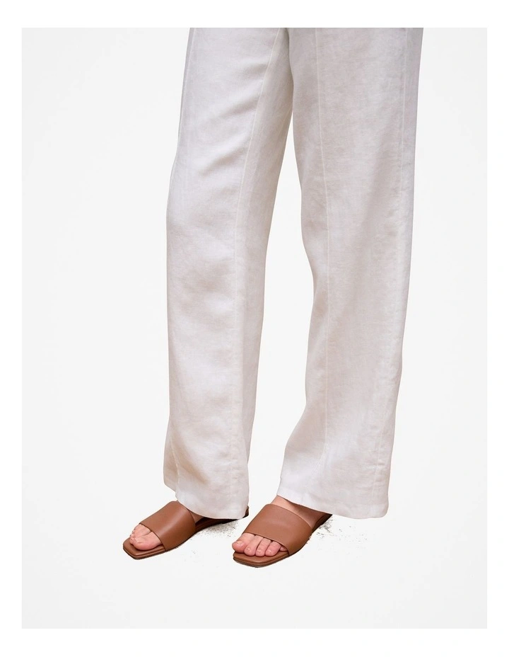 Linde Slide in Cognac image 2