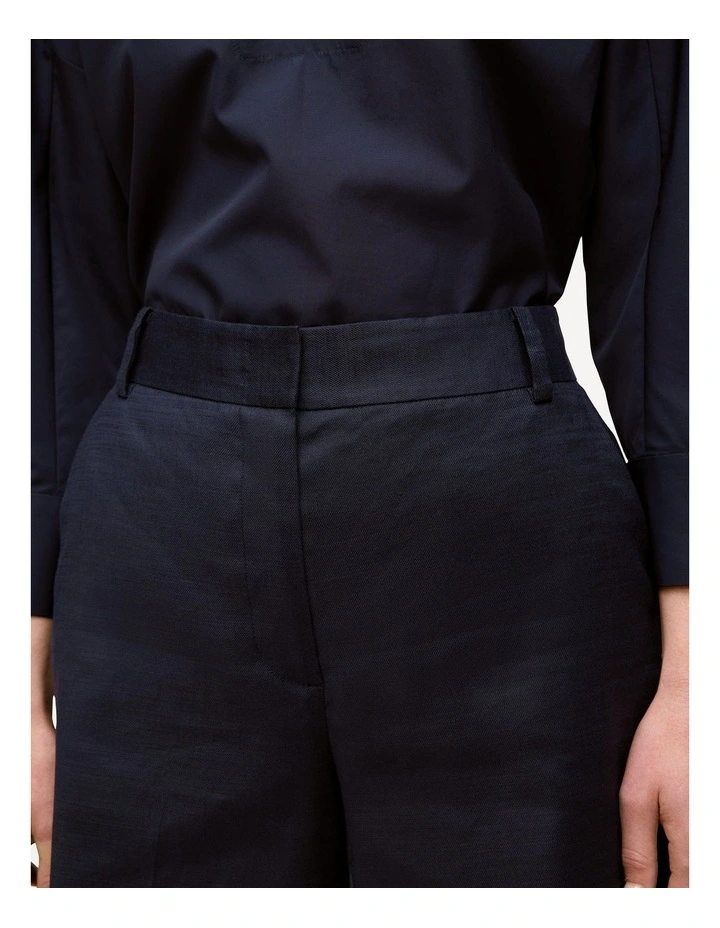 Stretch Linen Blend Tailored Short in Night Sky image 4