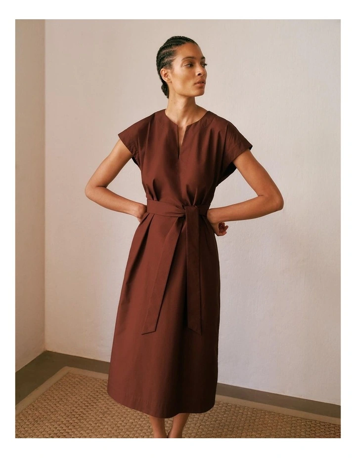 Cotton Poplin Cap Sleeve Belted Dress in Espresso image 2