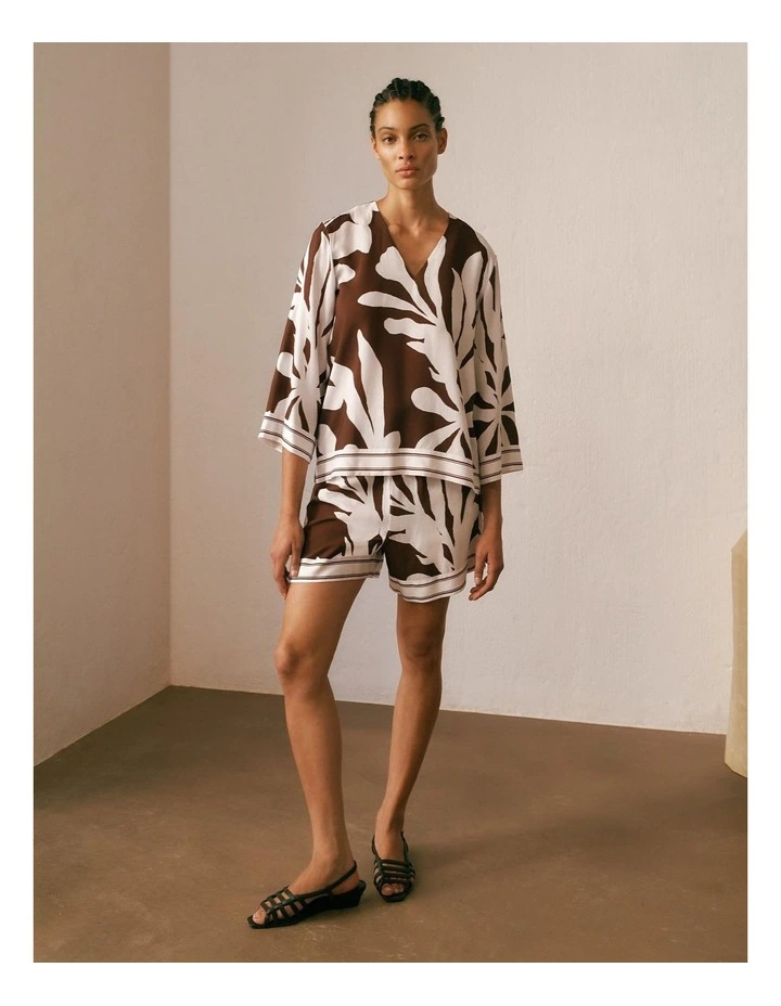 Wakame Border Stripe Relaxed Short in Espresso Brown image 2