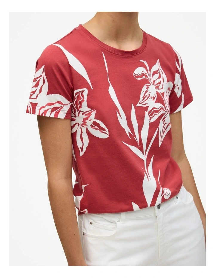 Wild Iris Crew T-shirt in Cherry Red image 3