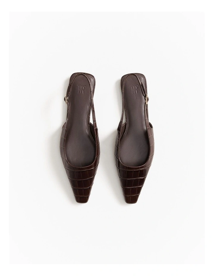 Bronte Flat in Chocolate image 3