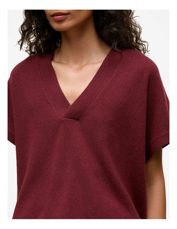 Merino Cashmere Relaxed V Neck Knit in Auburn image 3