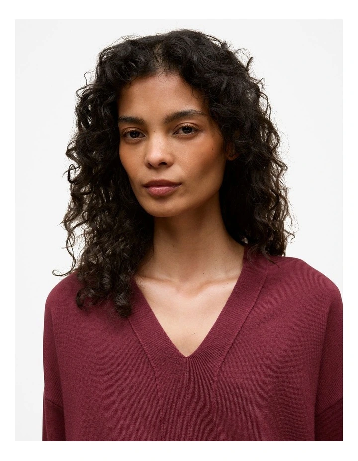 Merino V Neck Knit in Auburn image 3