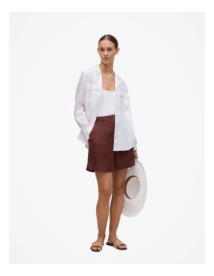 Delave Linen Tailored Short in Espresso image 5