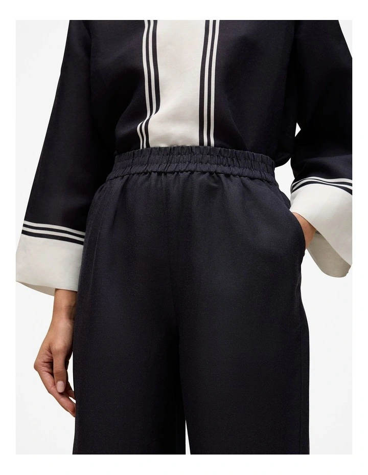 Linen Blend Border Print Pant in Night Sky image 4