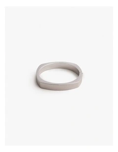 Thera Bangle in Silver