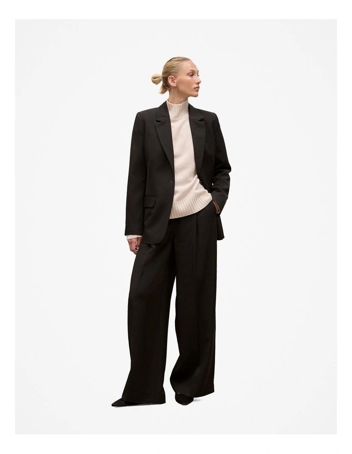 Soft Classic Blazer in Black image 2
