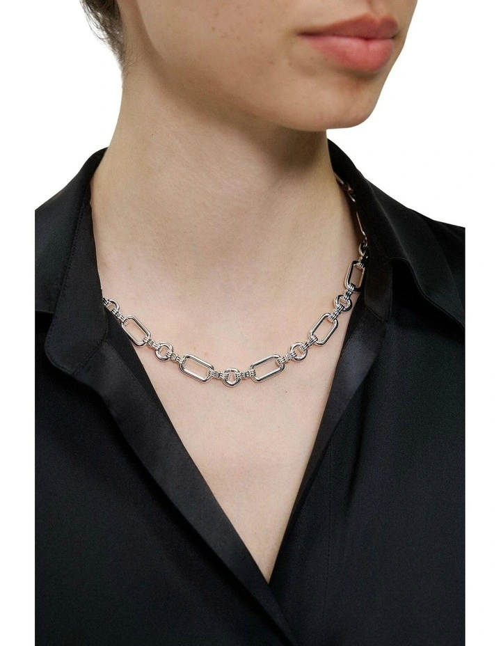 Orne Chain Necklace image 2
