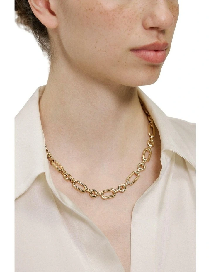 Orne Chain Necklace image 2