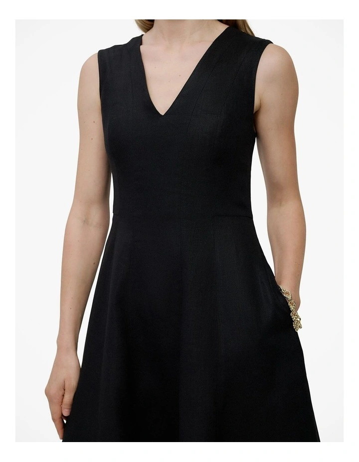 Linen Panel Detail Sleeveless Dress in Black image 4