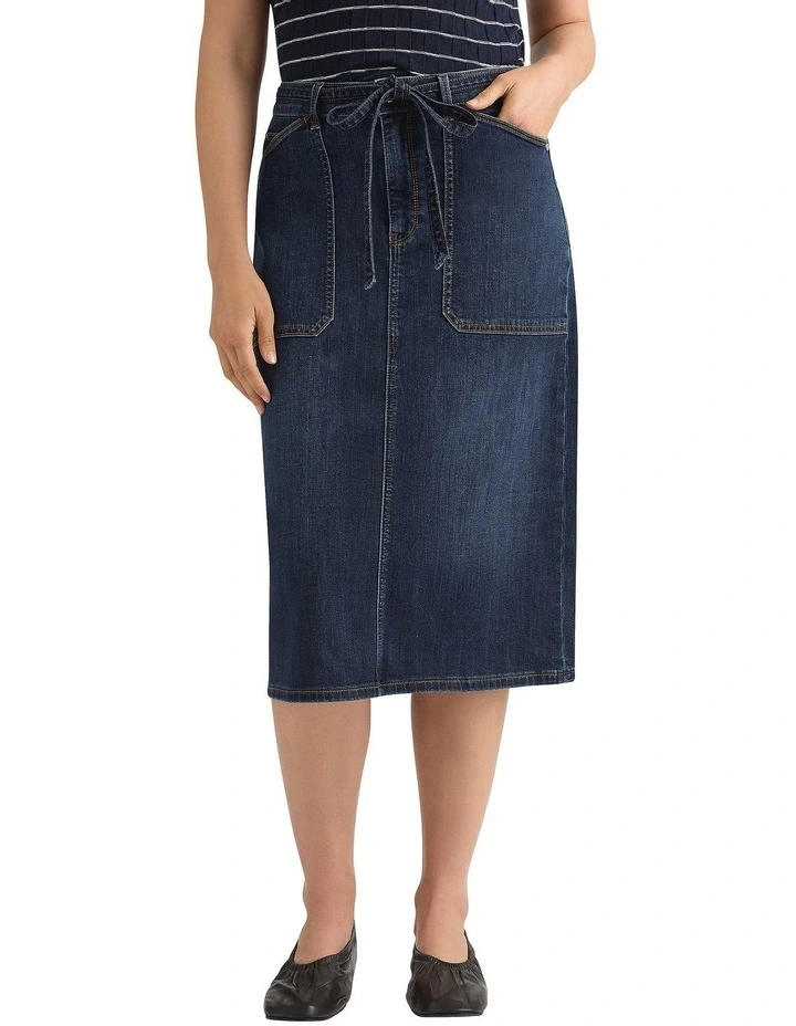 Immare Denim Pencil Skirt in Blue Denim Wash image 2
