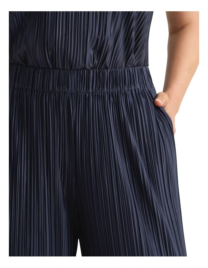 Tauri Pleat Jersey Pant in Navy image 3