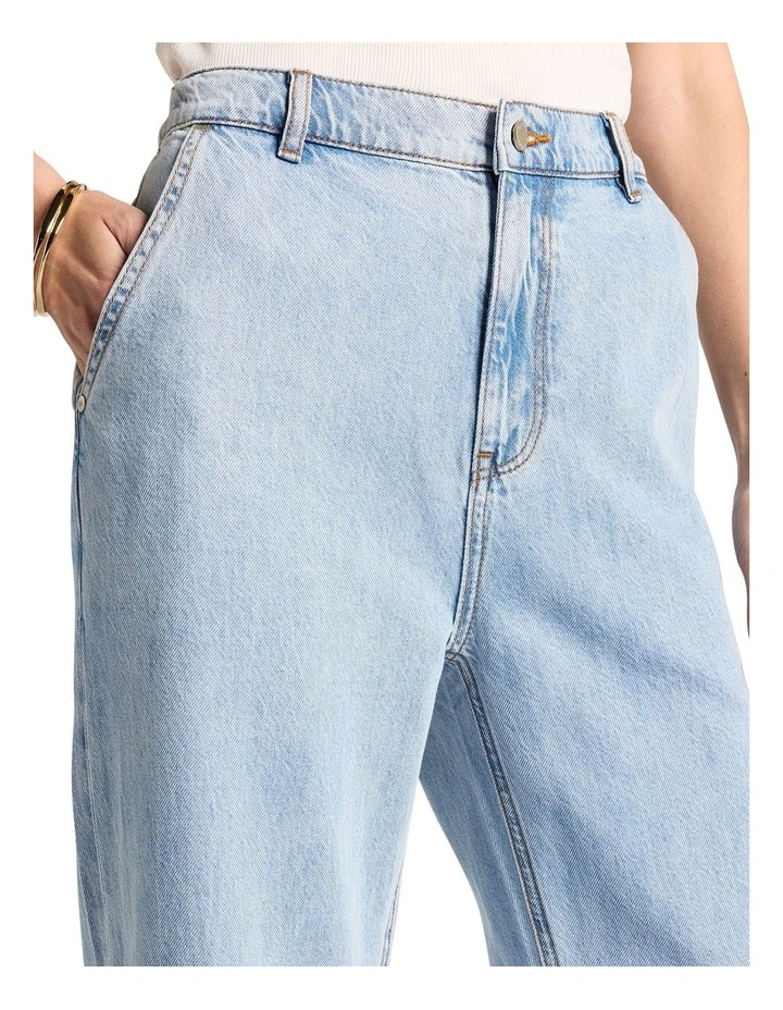 Magda Barrel Leg Jean in Light Wash image 3