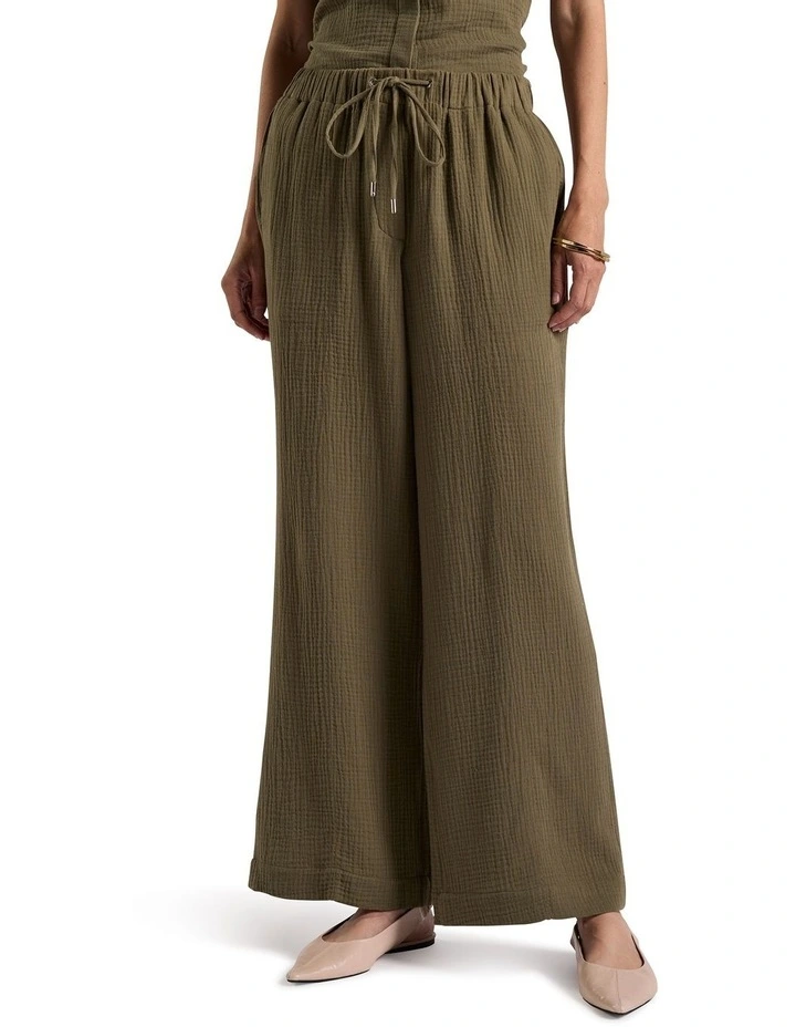 Maurine Cotton Crinkle Pant in Moss image 2