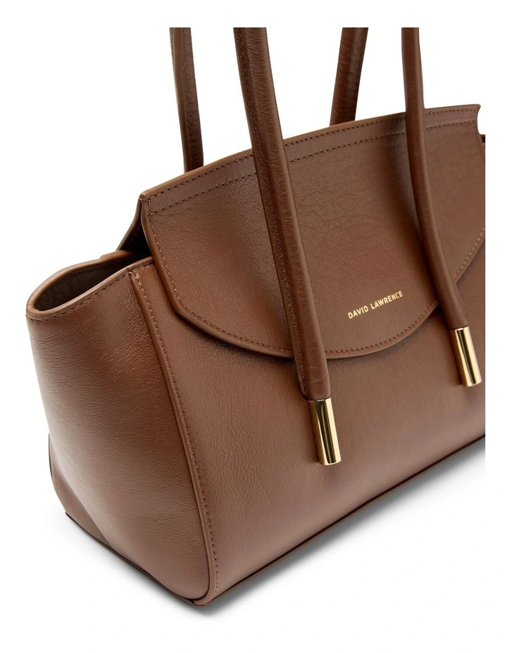 Velda Leather Shoulder Bag in Nutshell image 3