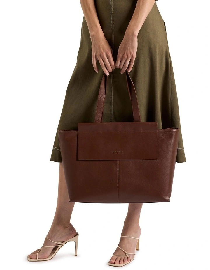 Zemira Leather Tote Bag in Nutshell image 4