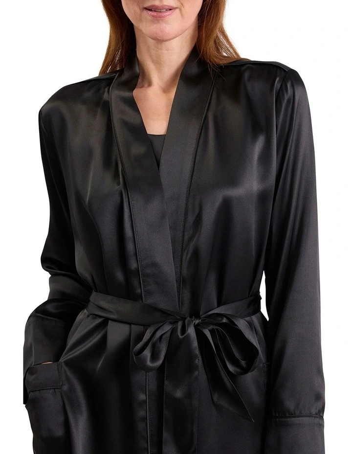 Cannes Short Silk Sleep Robe in Black image 3