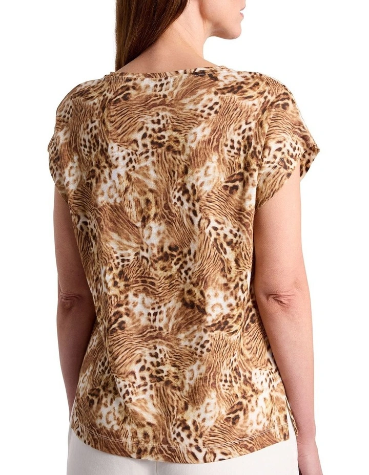 Emmine Linen Tee in Leopard image 4