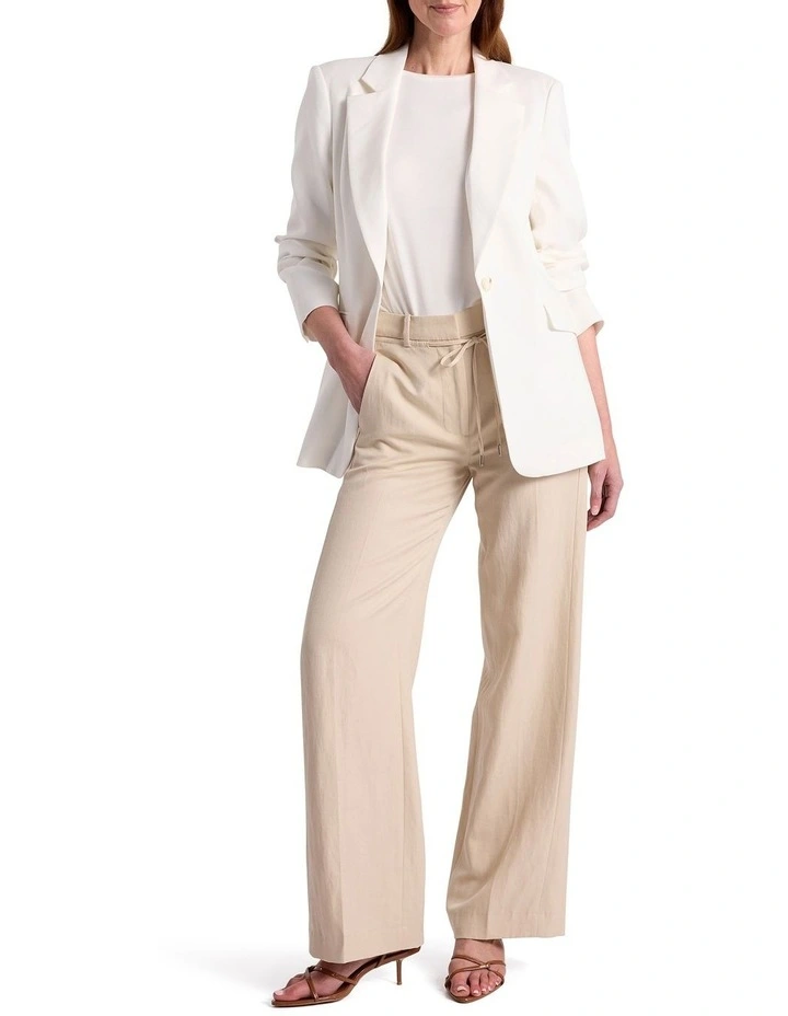 Mila Linen Blend Blazer in Ivory image 2