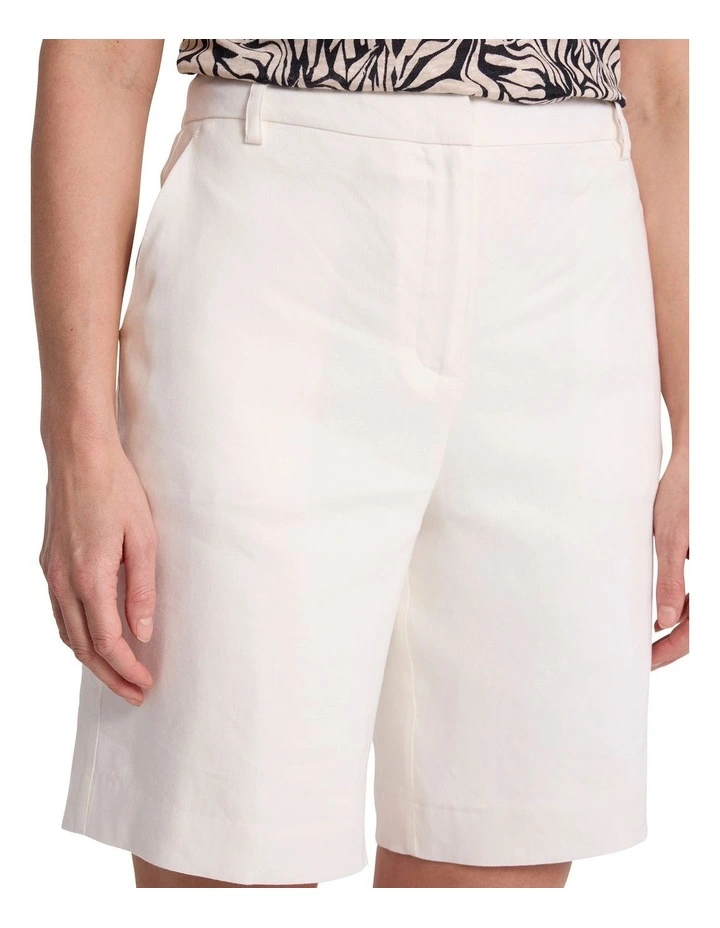 Linnea Linen Blend Short in Ivory image 3