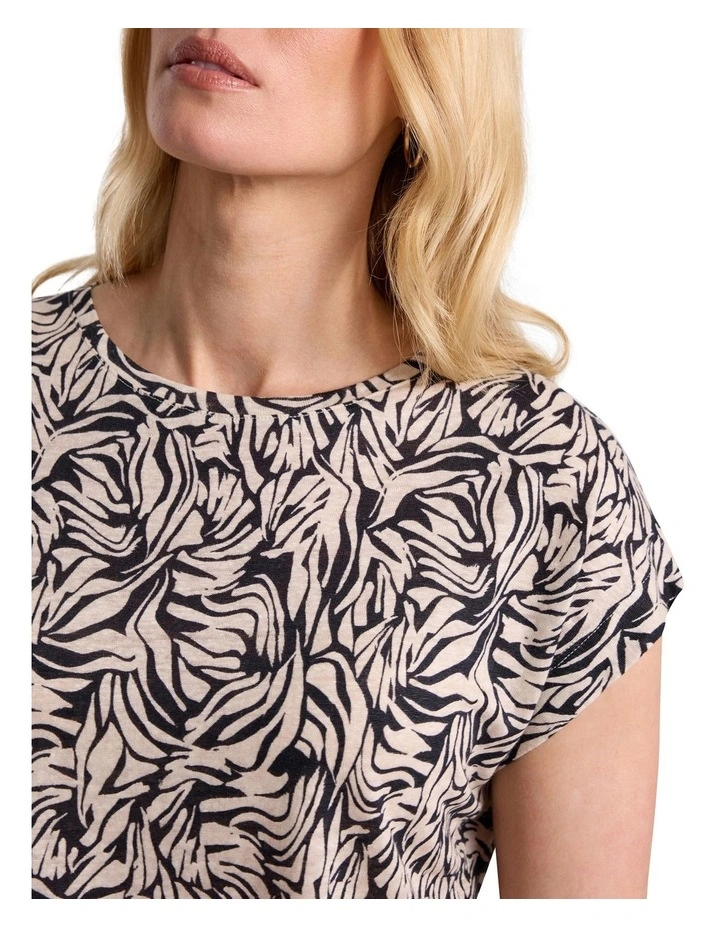 Safiya Linen Tee in Black Multi image 3