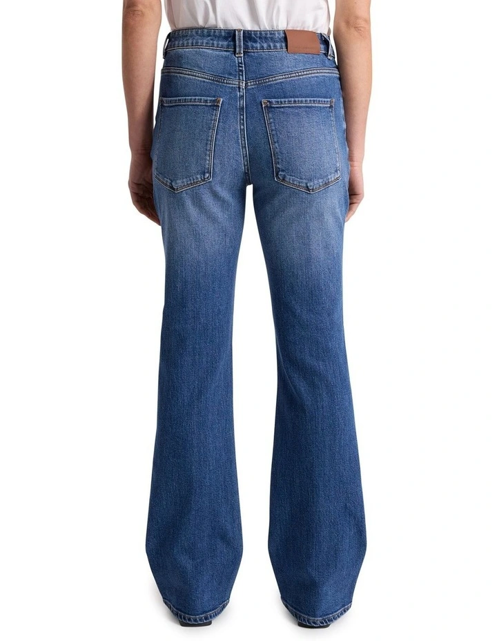 Mickie Slim Leg Jean in Mid Wash image 4