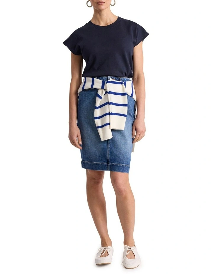 Idris Cotton Tee in Navy image 2