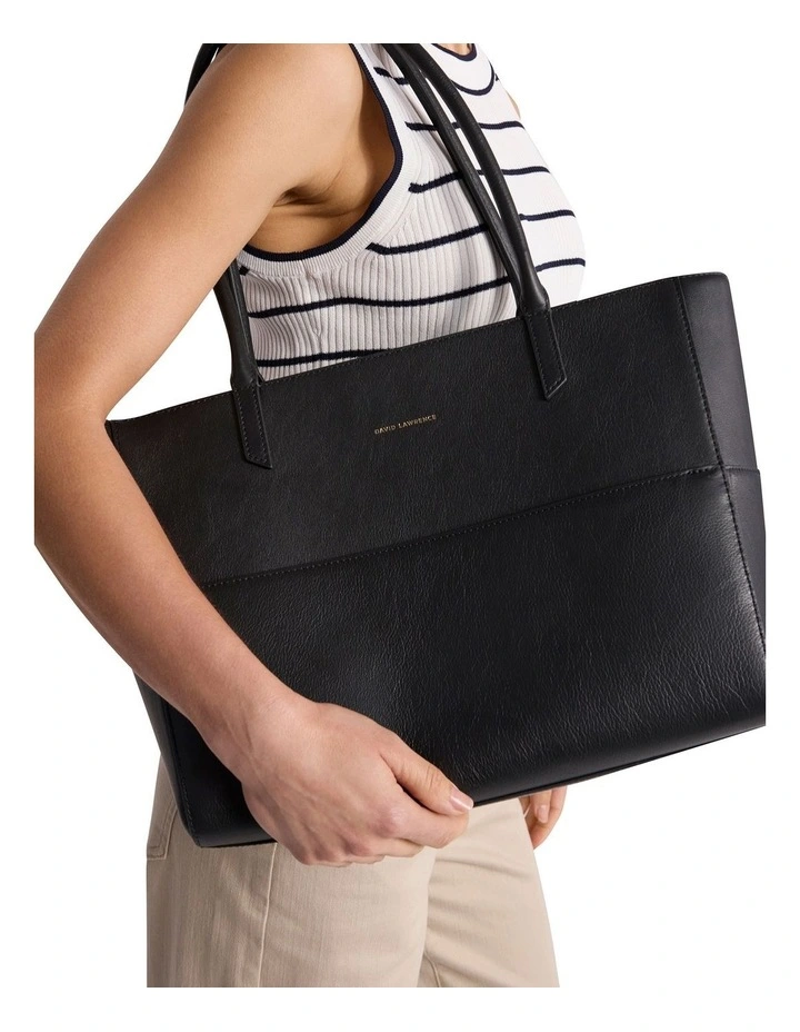 Hansel Leather Tote Bag in Black image 5