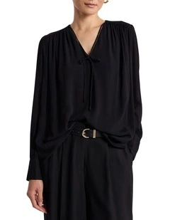 Norris Viscose Blouse in Black