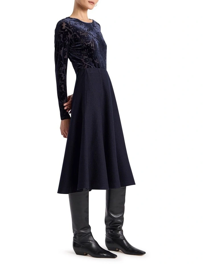 Aster Velvet Burnout Top in Navy image 2