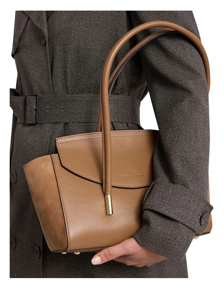 Velda Suede Shoulder Bag in Caramel image 4