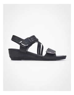 Flex Comfort Wedge Sandal in Black