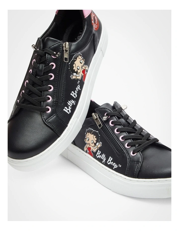 Betty Boop Sneaker in Black image 5