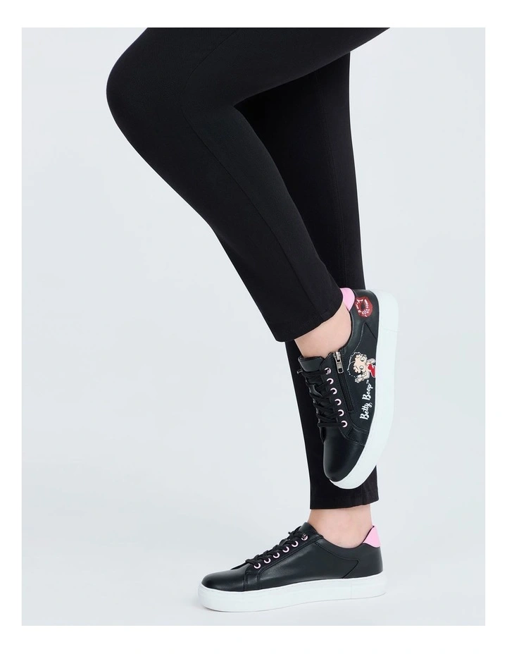 Betty Boop Sneaker in Black image 6