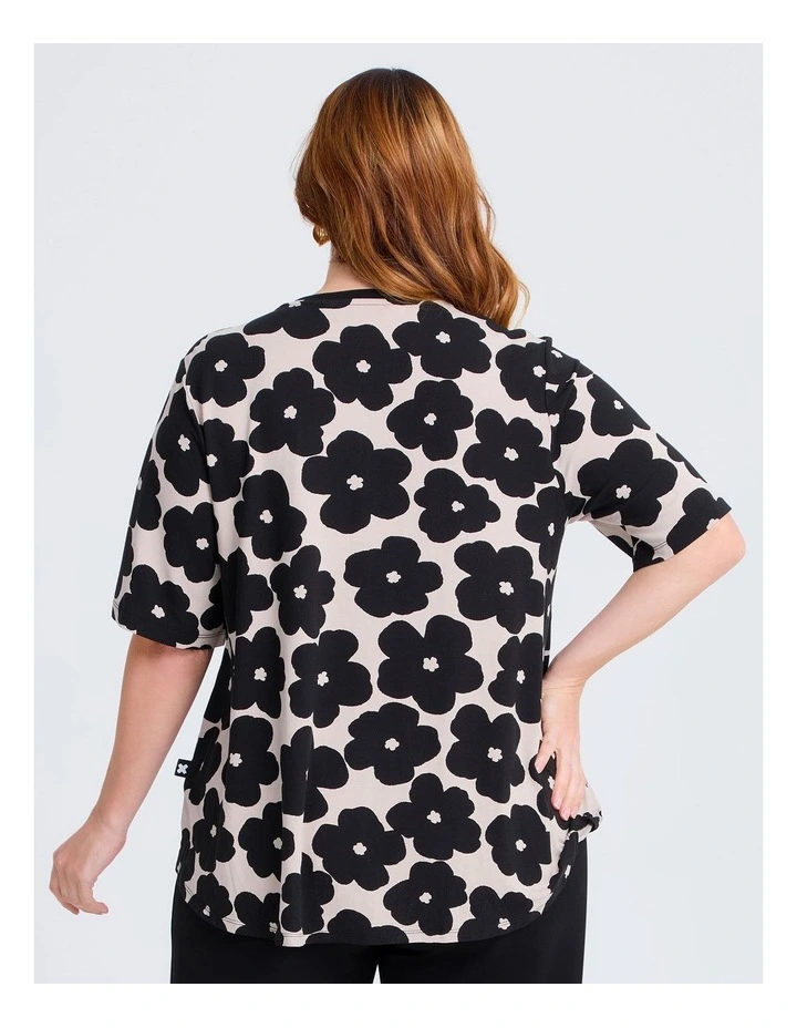 Natural Taia Abstract Top in Print image 2