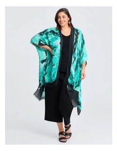 Large Flower Cape in Green
