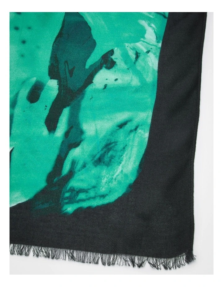 Large Flower Cape in Green image 5