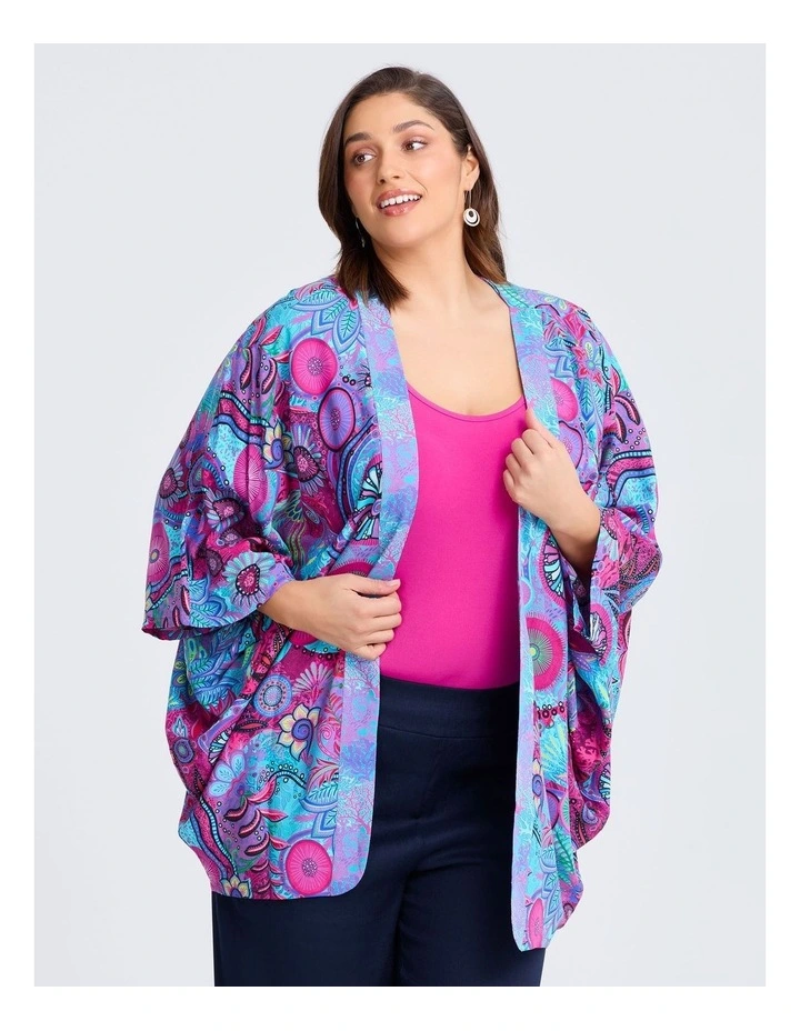 Pretty Ocean Cape in Multi image 1