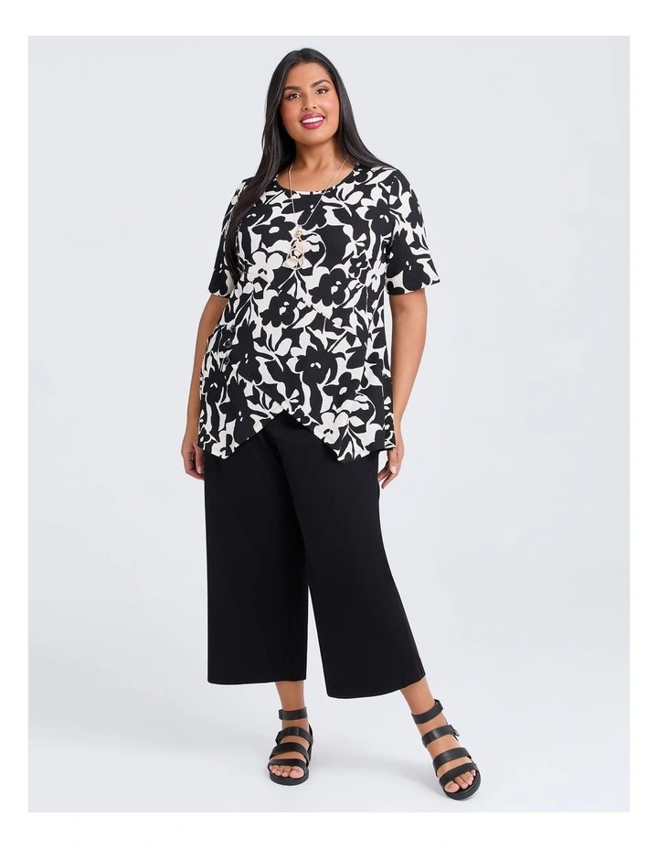Natural Elevate Wide Crop Pant in Black image 3