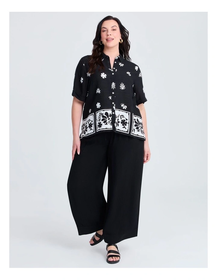 Natural Wide Leg Pant in Black image 2