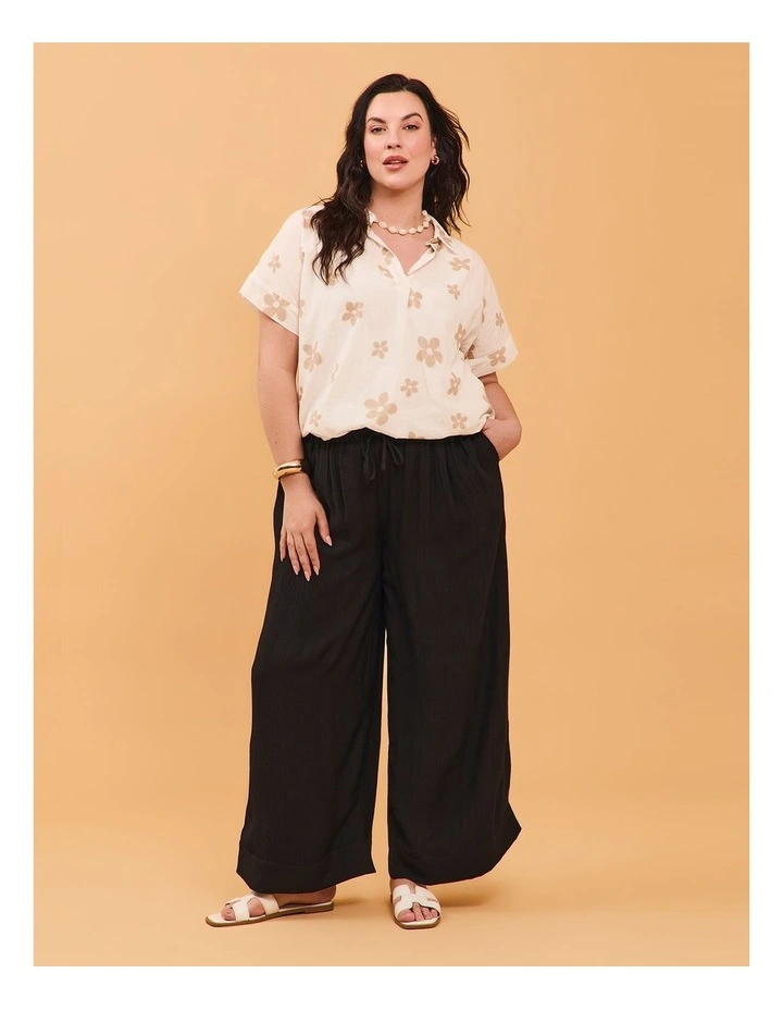 Natural Wide Leg Pant in Black image 3